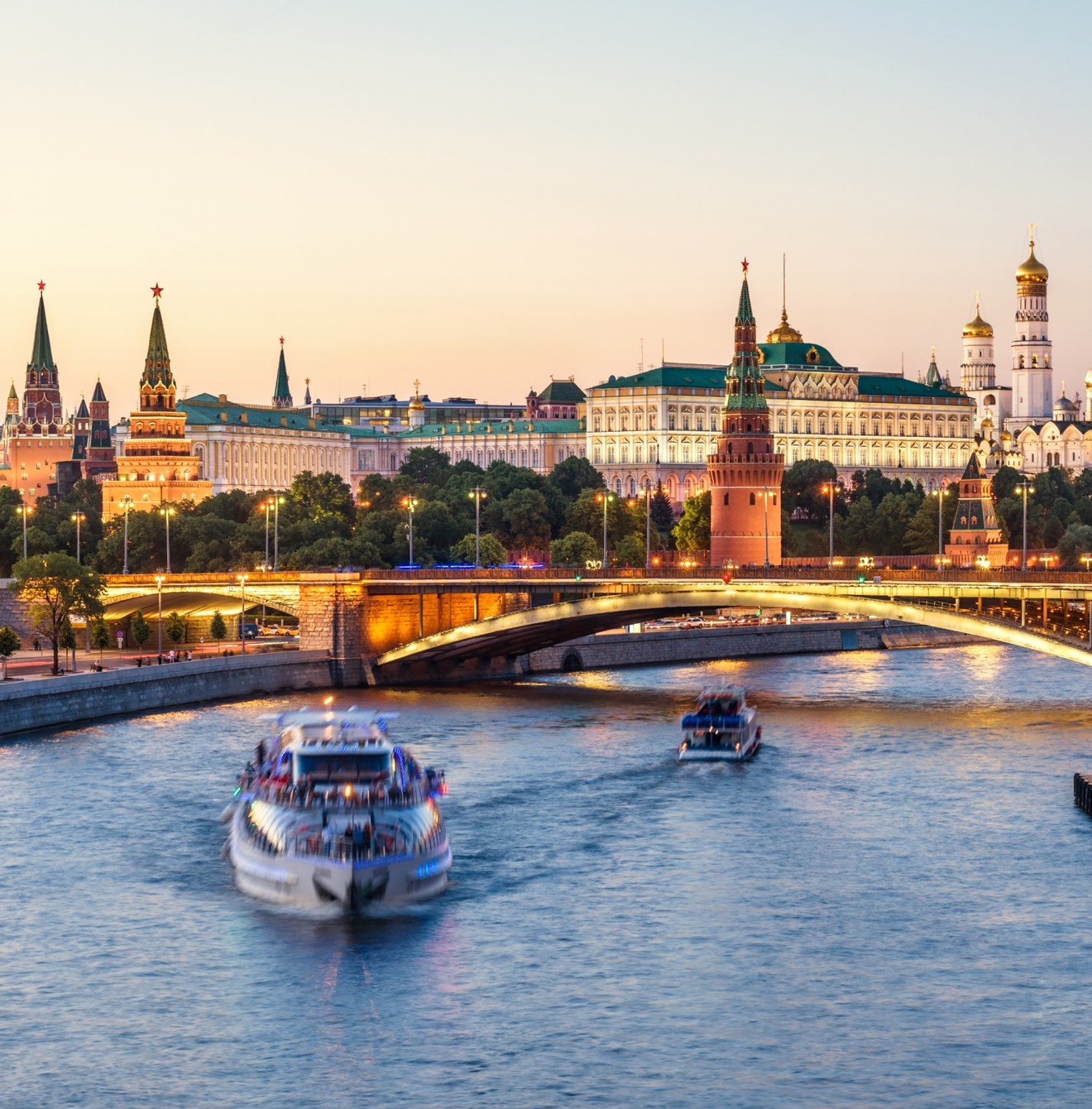 Москва-река и центральная часть города